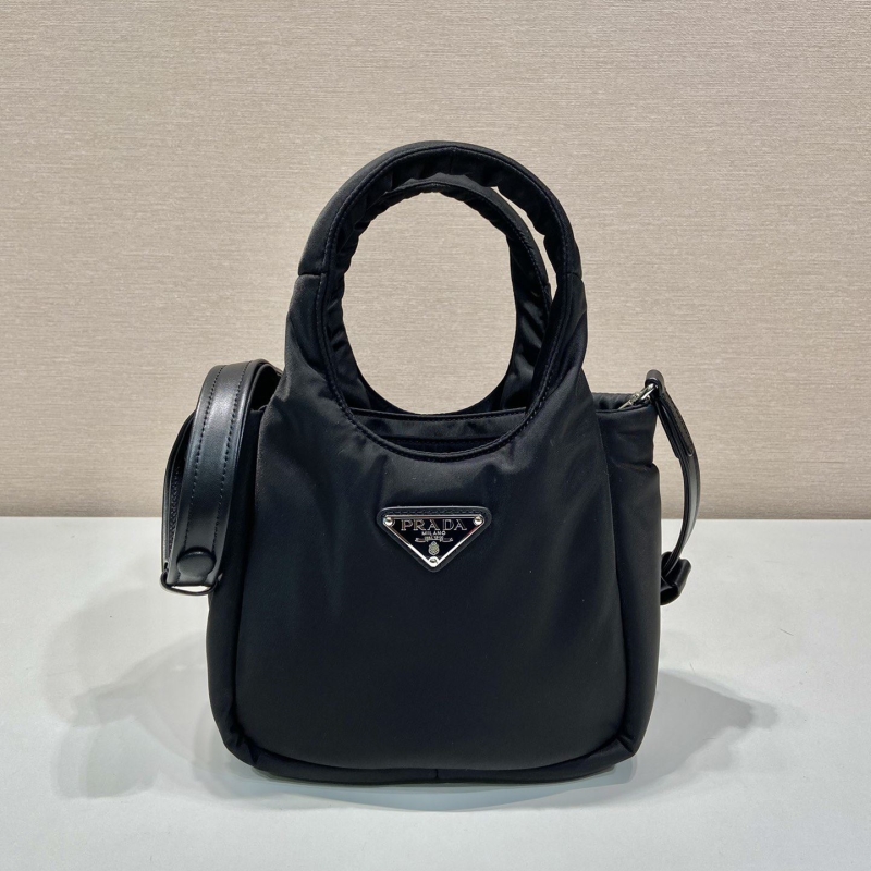 Pra*a tote bags